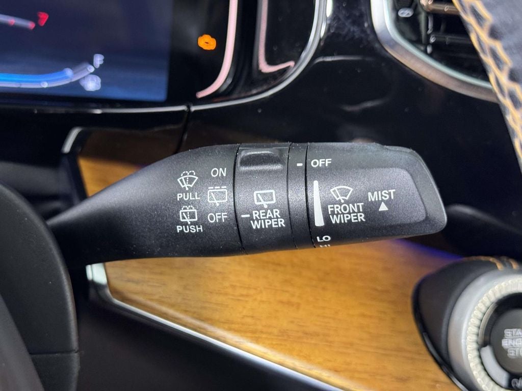 2022 Jeep Grand Wagoneer Series III