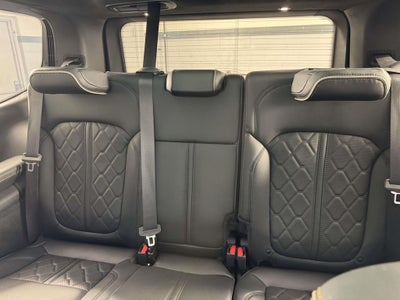 2022 Jeep Grand Wagoneer Series III