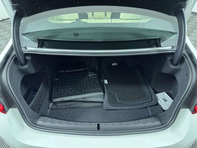 2024 BMW 3 Series 330i xDrive