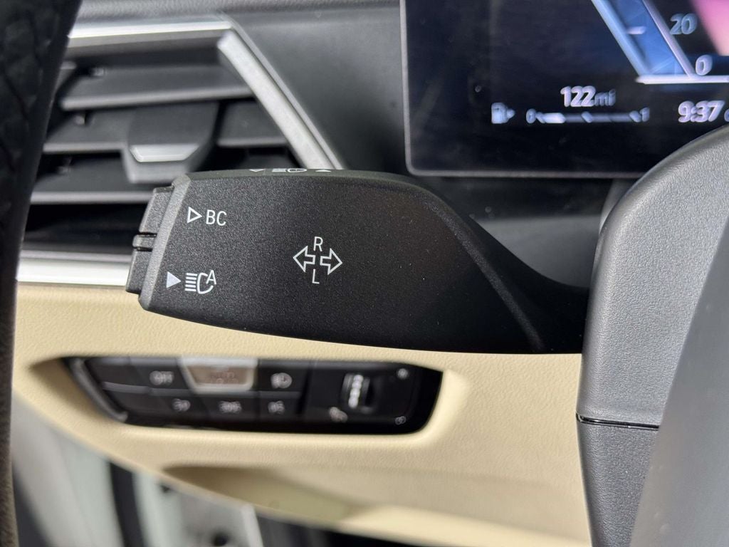 2024 BMW 3 Series 330i xDrive