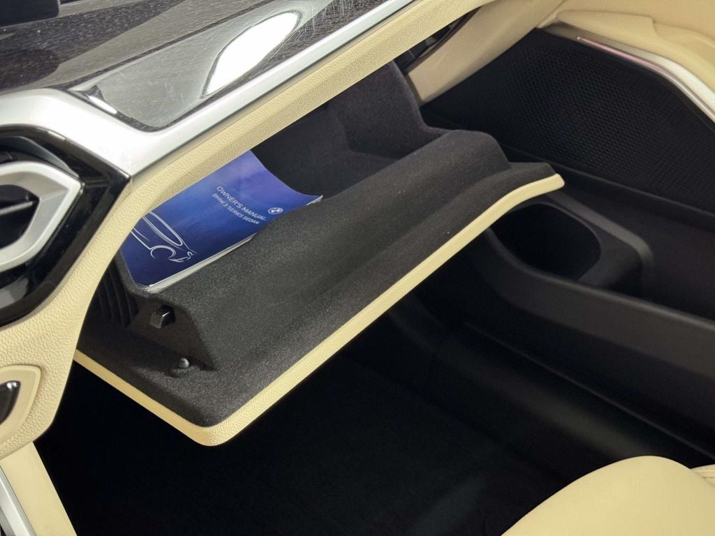 2024 BMW 3 Series 330i xDrive