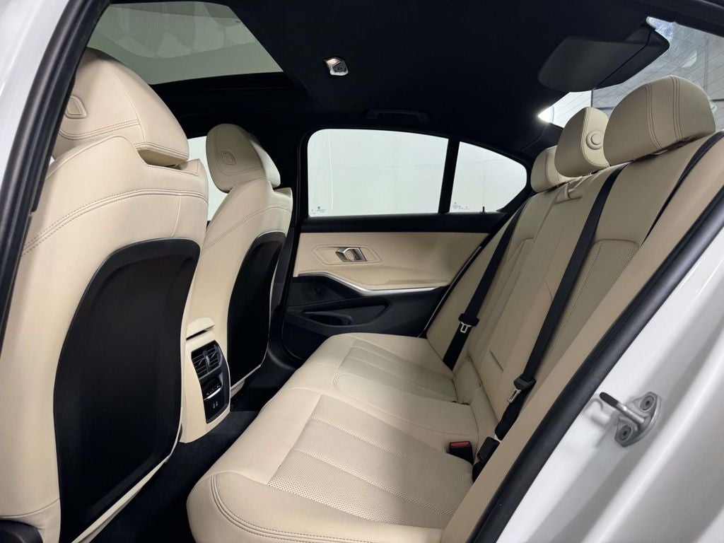 2024 BMW 3 Series 330i xDrive