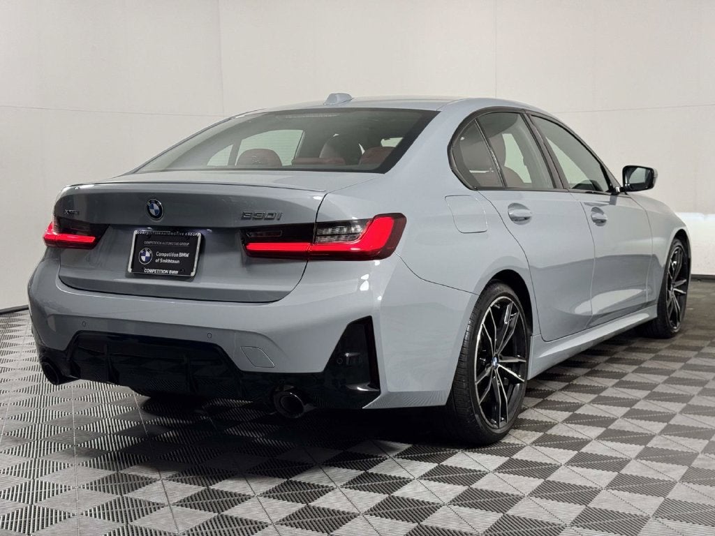 2024 BMW 3 Series 330i xDrive