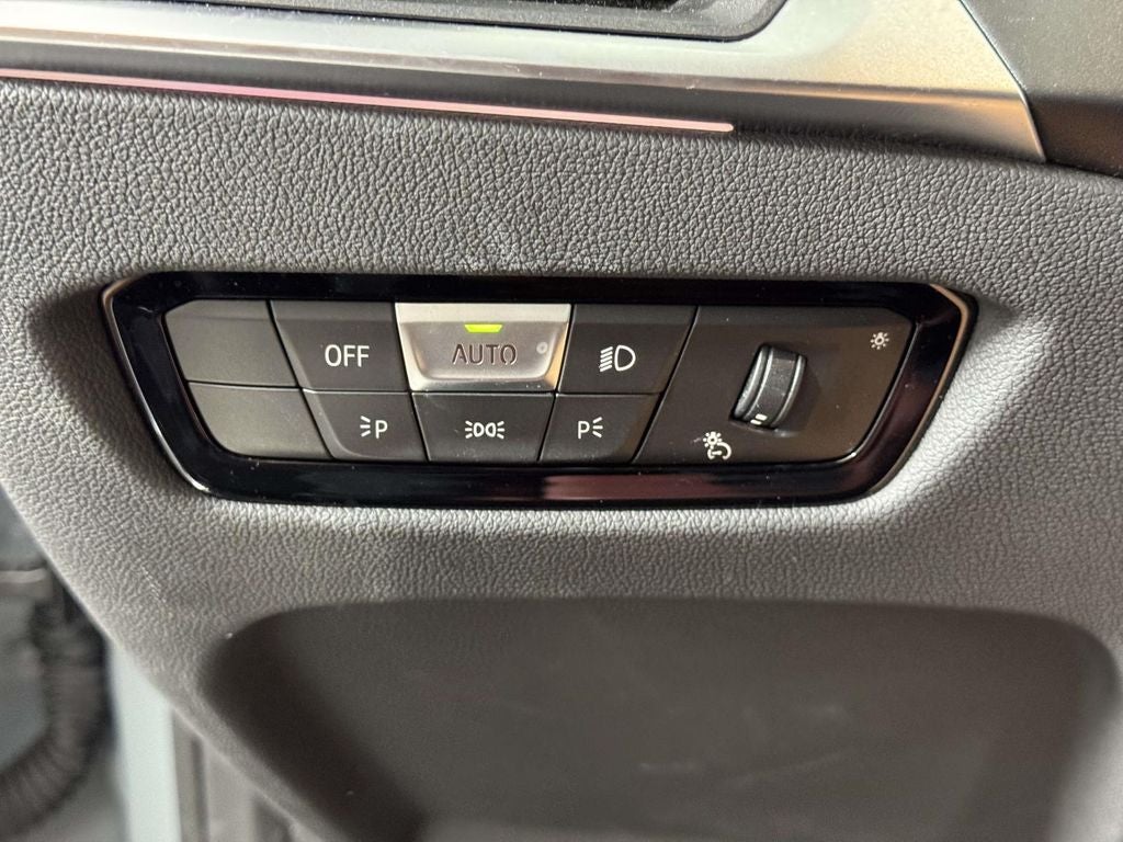 2024 BMW 3 Series 330i xDrive