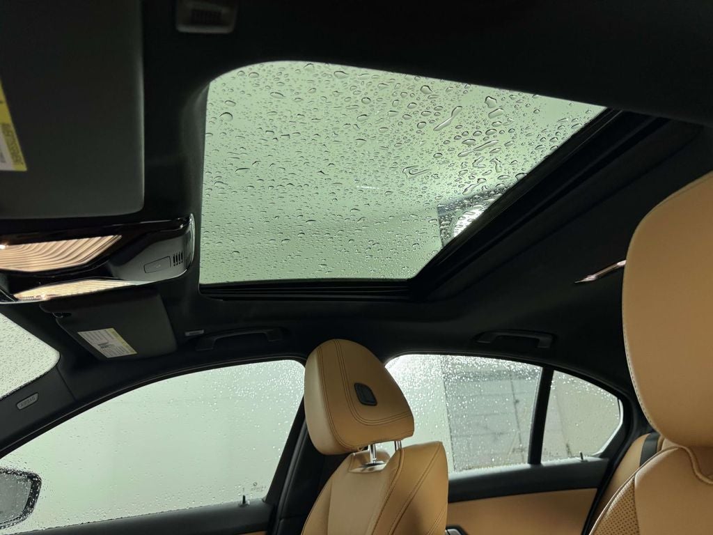 2023 BMW 3 Series 330i xDrive