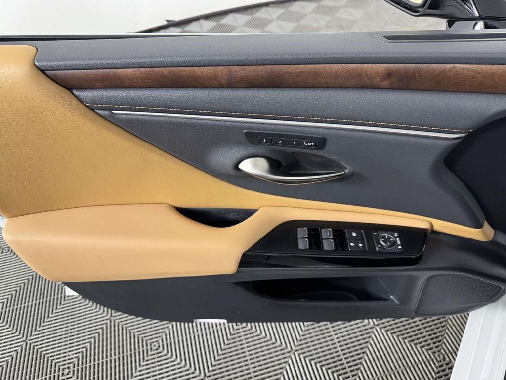 2024 Lexus ES 350
