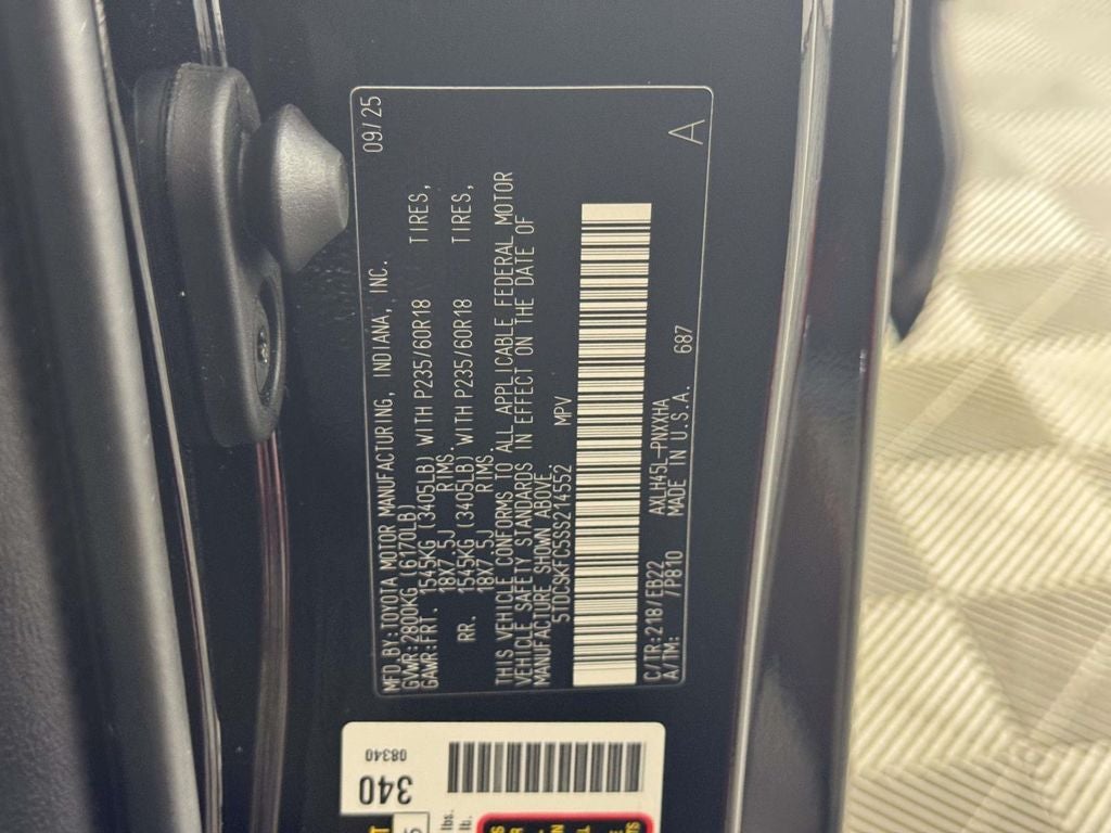 2025 Toyota Sienna Woodland Edition