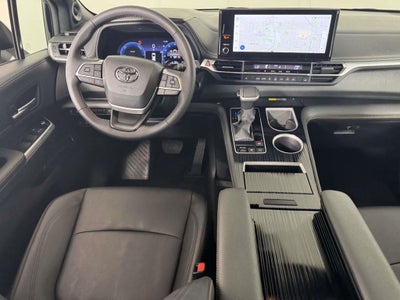 2025 Toyota Sienna Woodland Edition