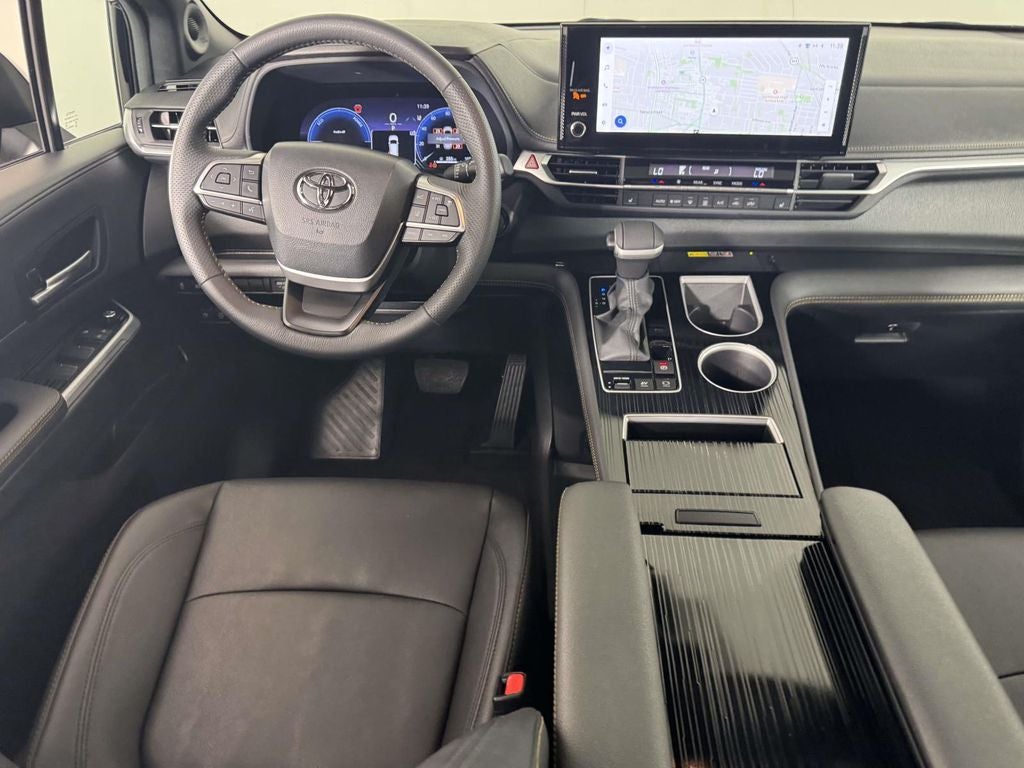 2025 Toyota Sienna Woodland Edition