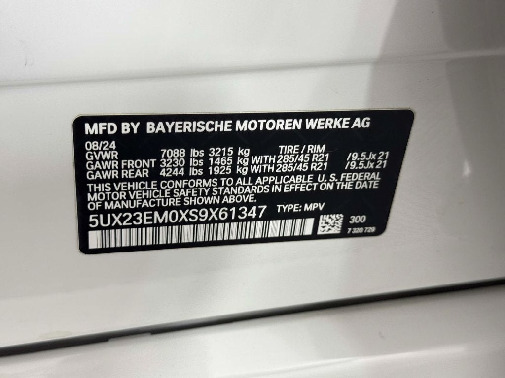 2025 BMW X7 xDrive40i