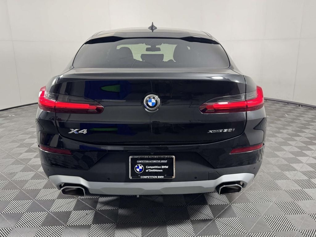 2024 BMW X4 xDrive30i
