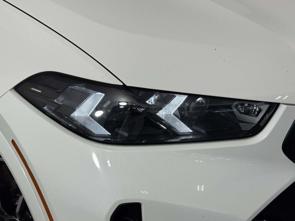 2024 BMW X6 xDrive40i
