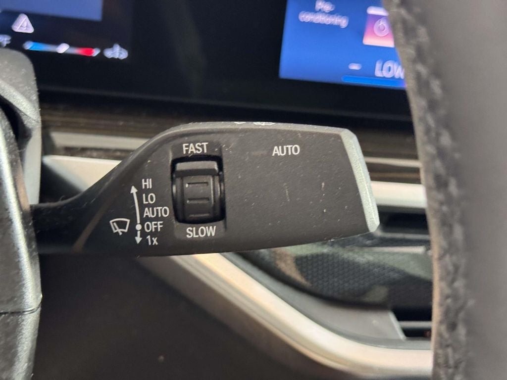 2024 BMW X6 xDrive40i