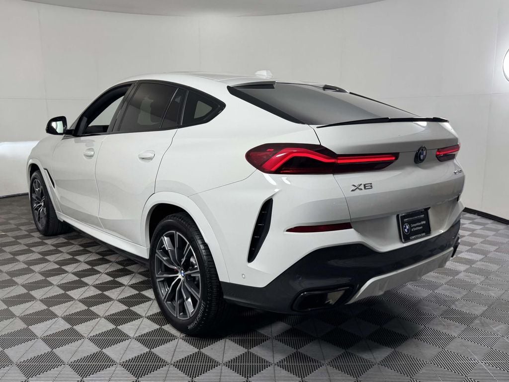 2024 BMW X6 xDrive40i