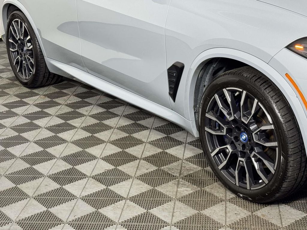 2024 BMW X5 xDrive50e