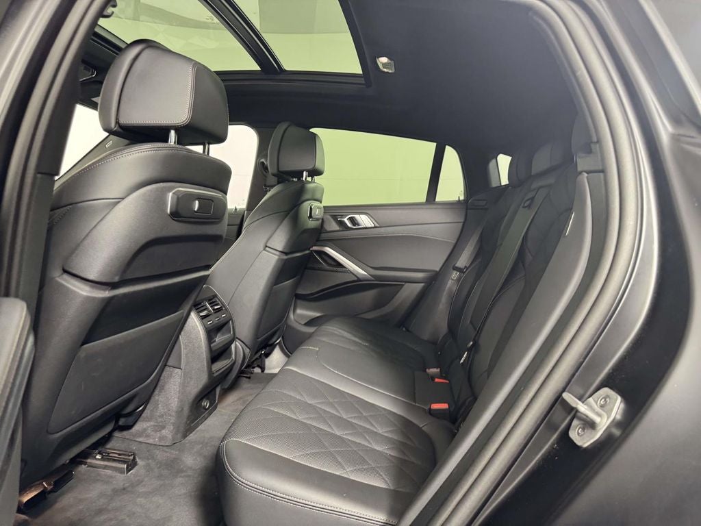 2024 BMW X6 M60i