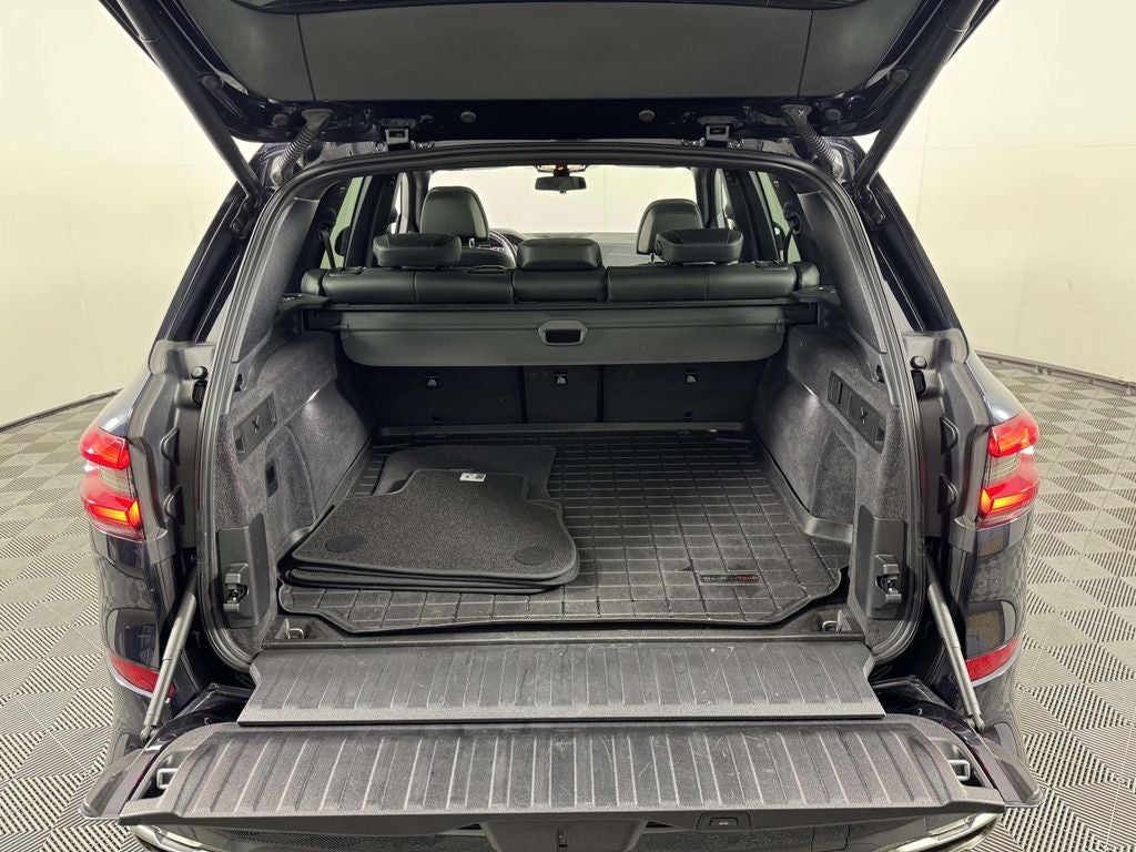 2023 BMW X5 M50i
