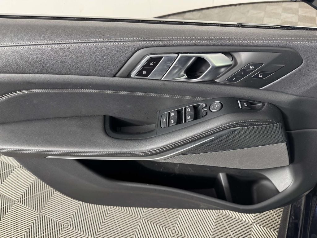 2023 BMW X5 M50i