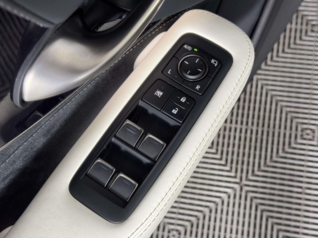 2024 Lexus LS 500 Base