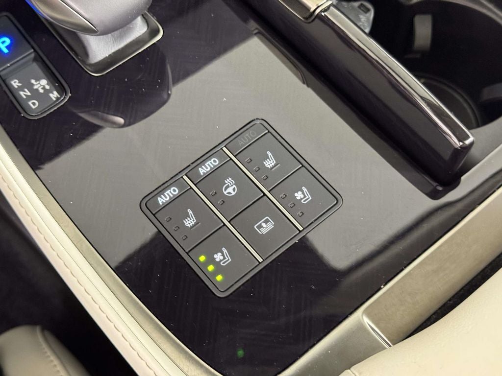 2024 Lexus LS 500 Base