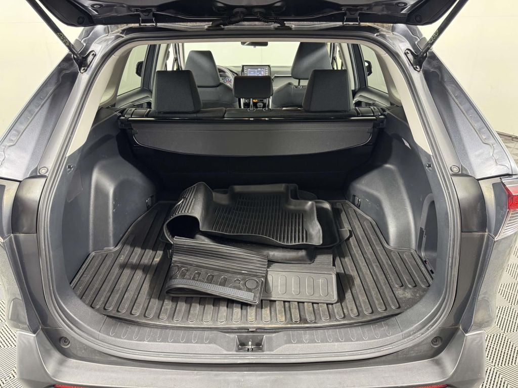 2019 Toyota RAV4 Hybrid LE