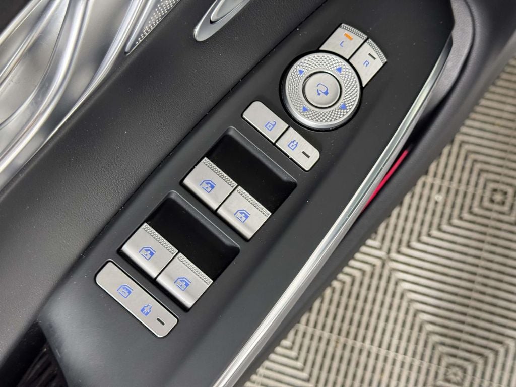 2022 Genesis GV70 2.5T