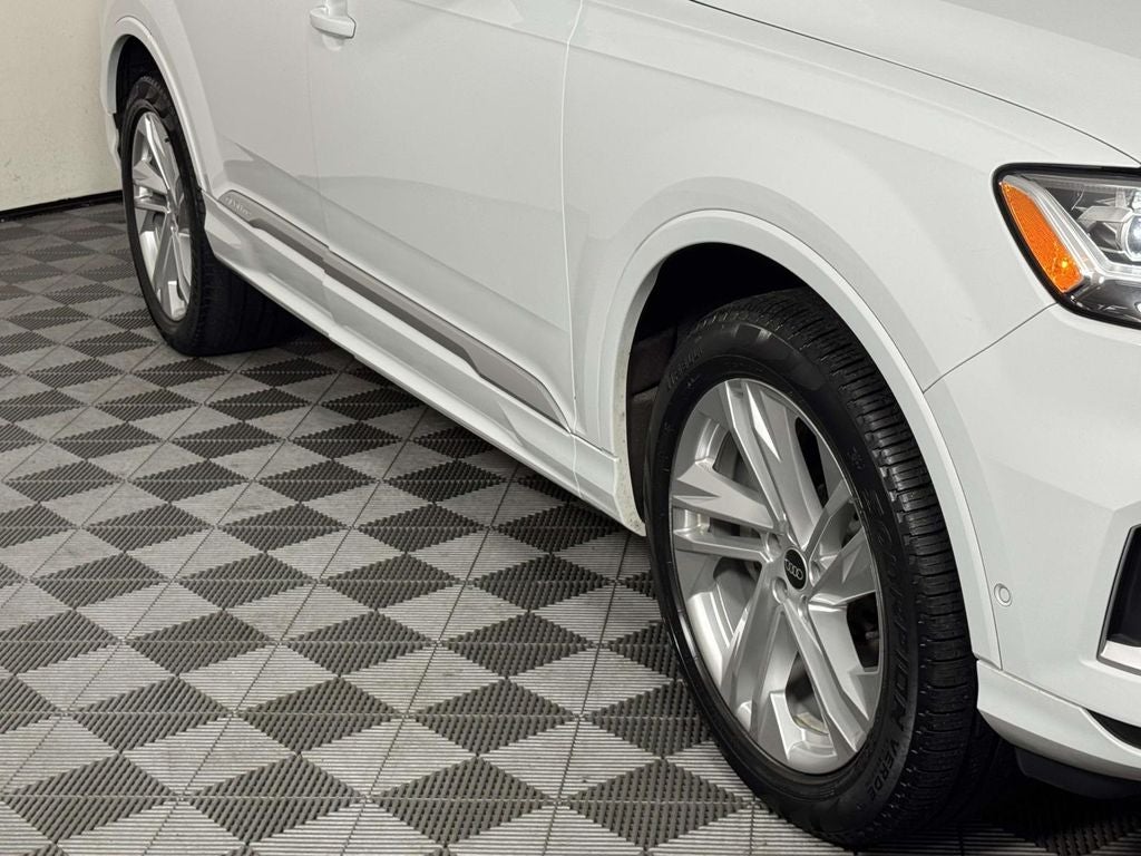 2021 Audi Q7 55 Premium Plus quattro