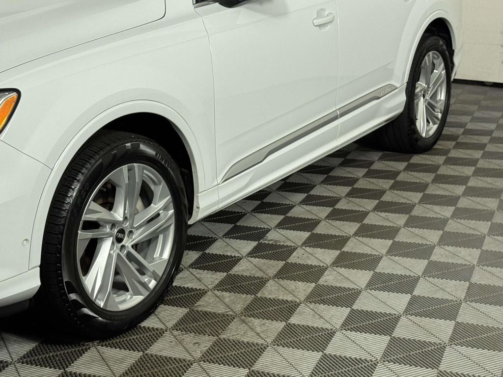 2021 Audi Q7 55 Premium Plus quattro