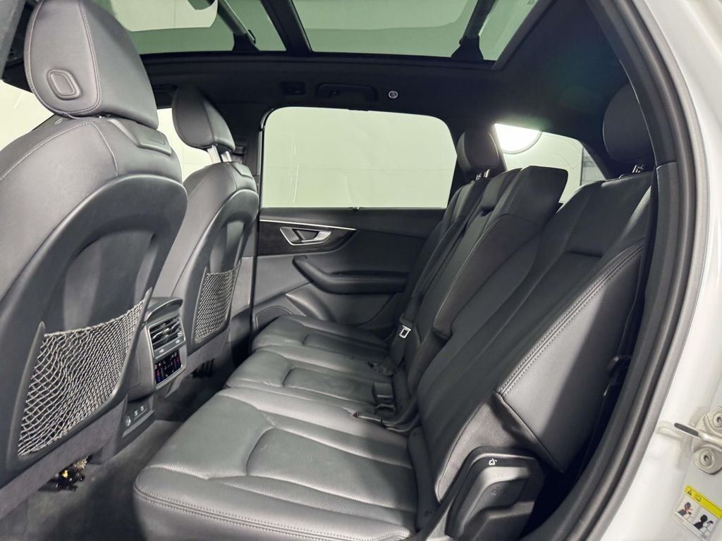 2021 Audi Q7 55 Premium Plus quattro