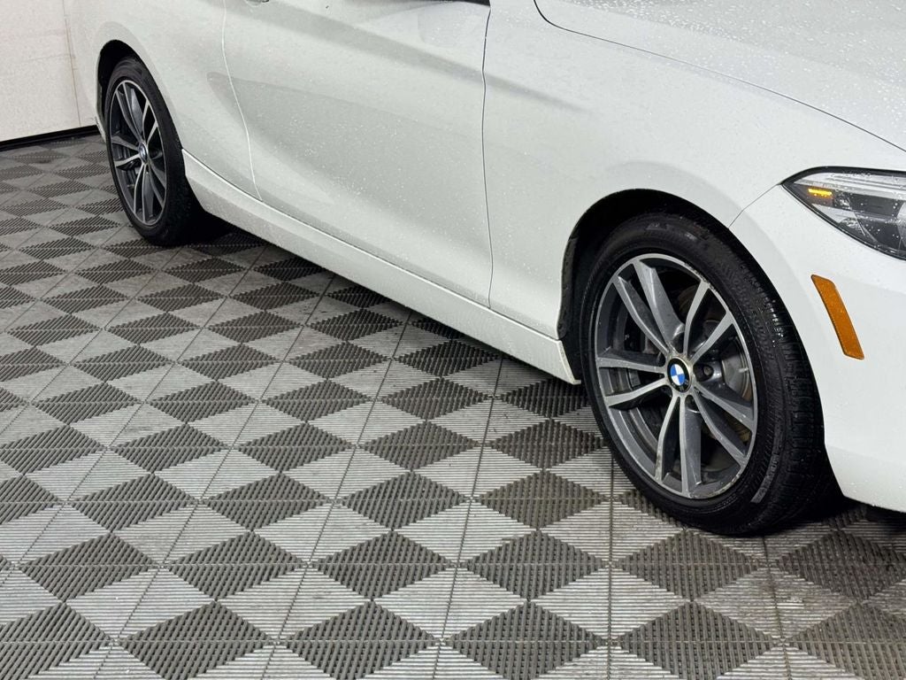 2019 BMW 2 Series 230i xDrive