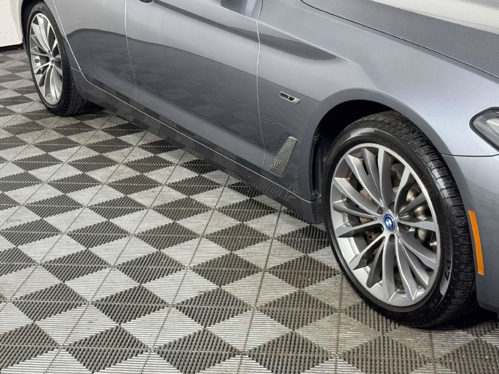 2022 BMW 5 Series 530e iPerformance