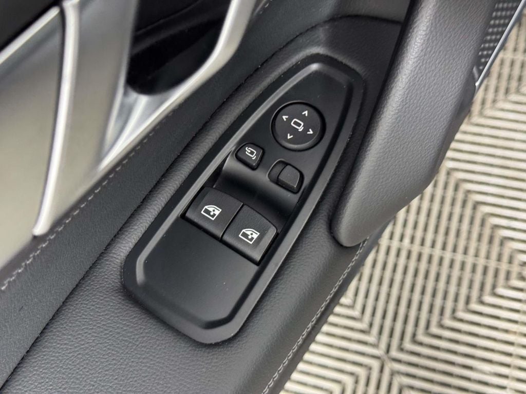 2025 BMW Z4 sDrive M40i