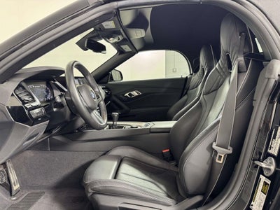 2025 BMW Z4 sDrive M40i