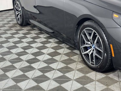 2024 BMW i5 M60