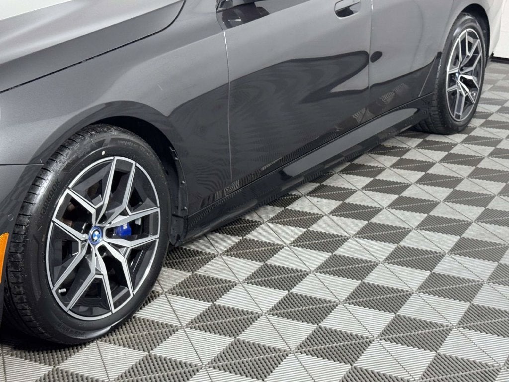 2024 BMW i5 M60