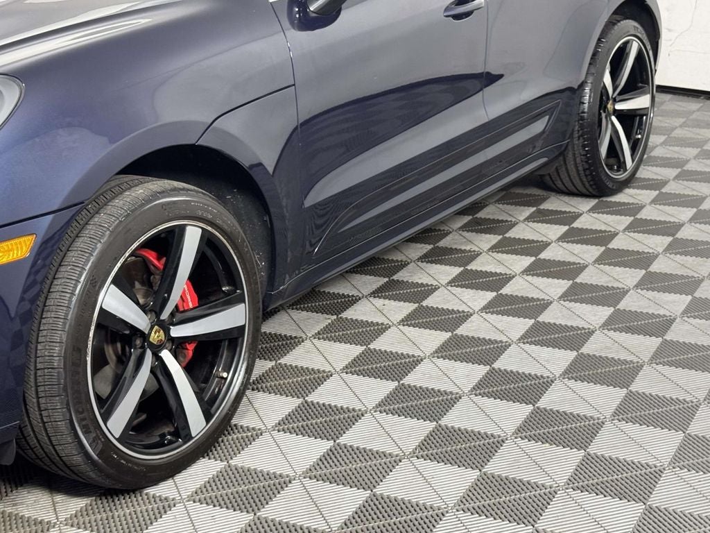 2022 Porsche Macan S