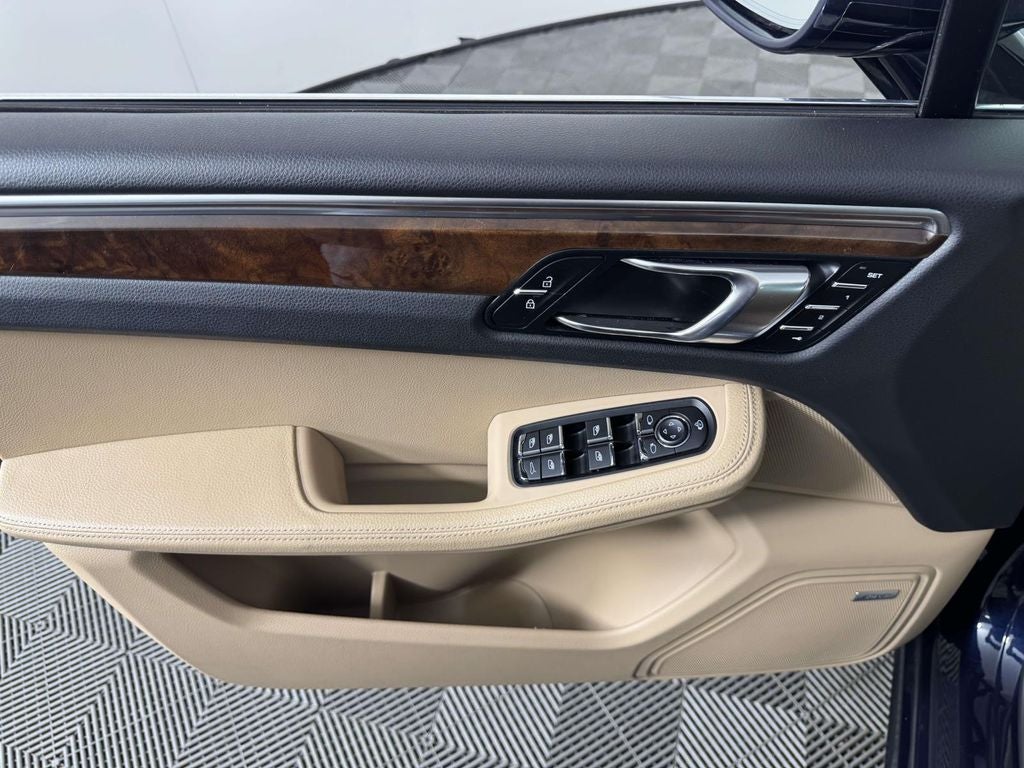 2022 Porsche Macan S
