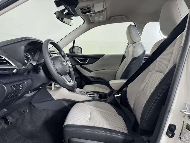 2023 Subaru Forester Base