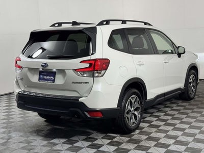 2024 Subaru Forester Premium