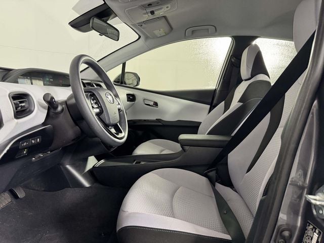 2019 Toyota Prius LE
