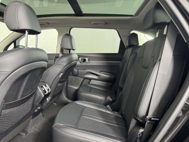 2022 Kia Sorento Hybrid EX