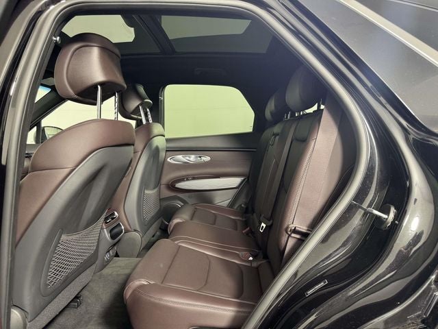 2024 Genesis GV70 2.5T