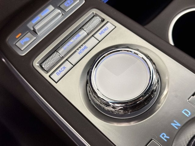 2024 Genesis GV70 2.5T