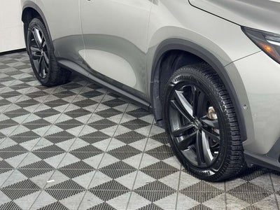 2022 Lexus NX 450h+ Luxury