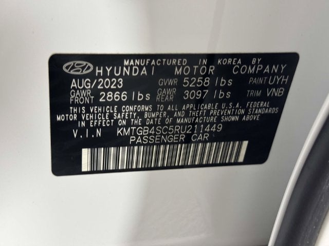 2024 Genesis G80 2.5T
