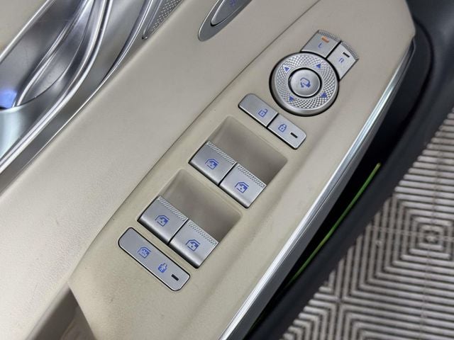 2023 Genesis GV70 2.5T Advanced