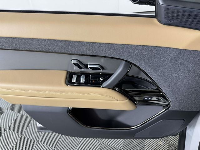 2026 Land Rover Range Rover Sport SE