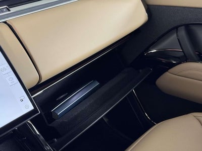 2026 Land Rover Range Rover Sport SE