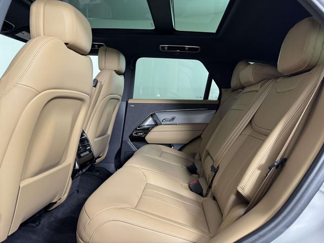 2026 Land Rover Range Rover Sport SE