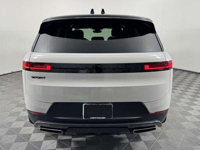 2026 Land Rover Range Rover Sport SE